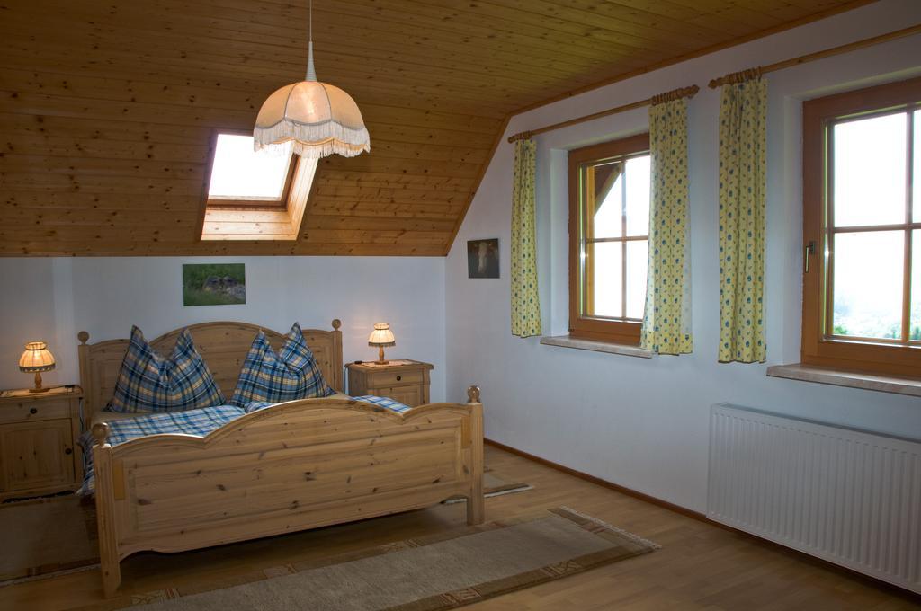 Lercherhof Feld am See Bilik gambar