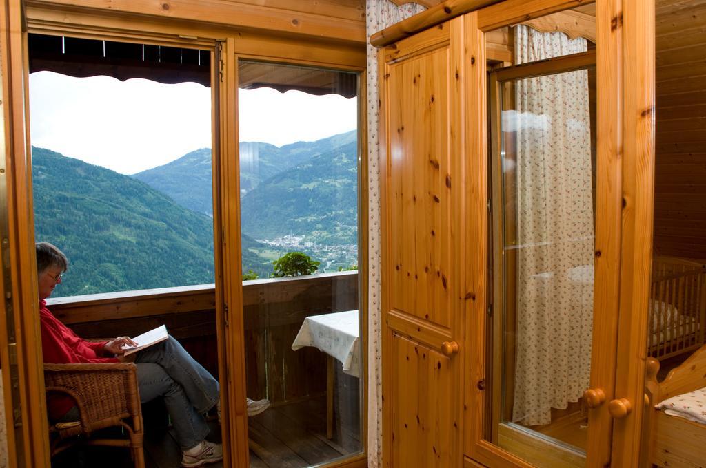 Lercherhof Feld am See Bilik gambar